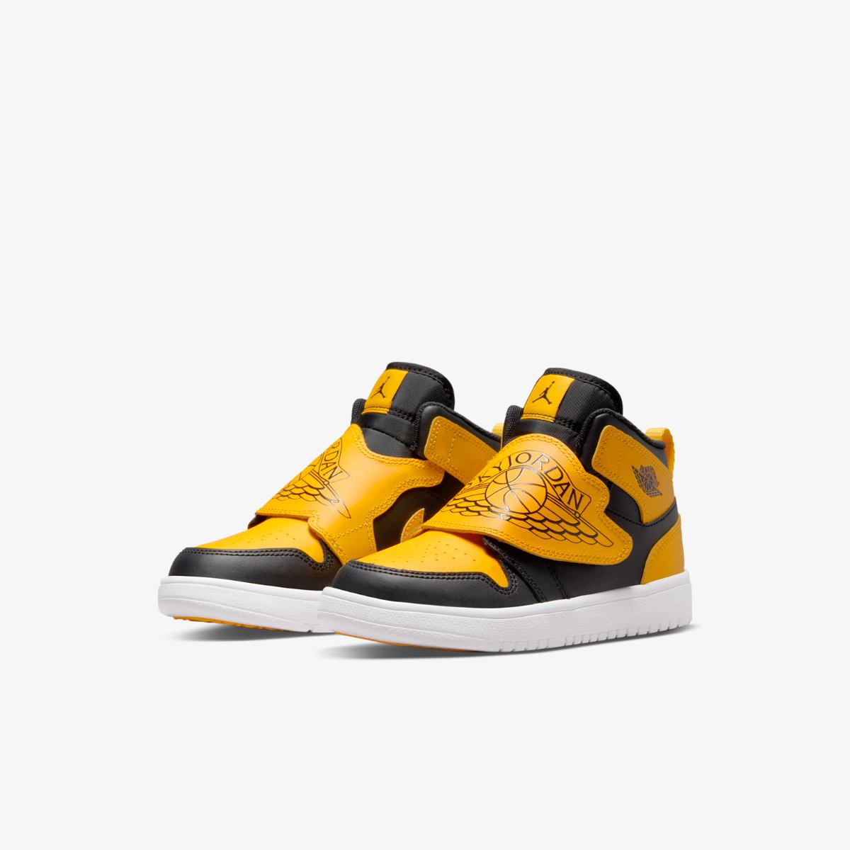 AIR JORDAN 1 SKY (PS) SNEAKERS (BQ7197-035)