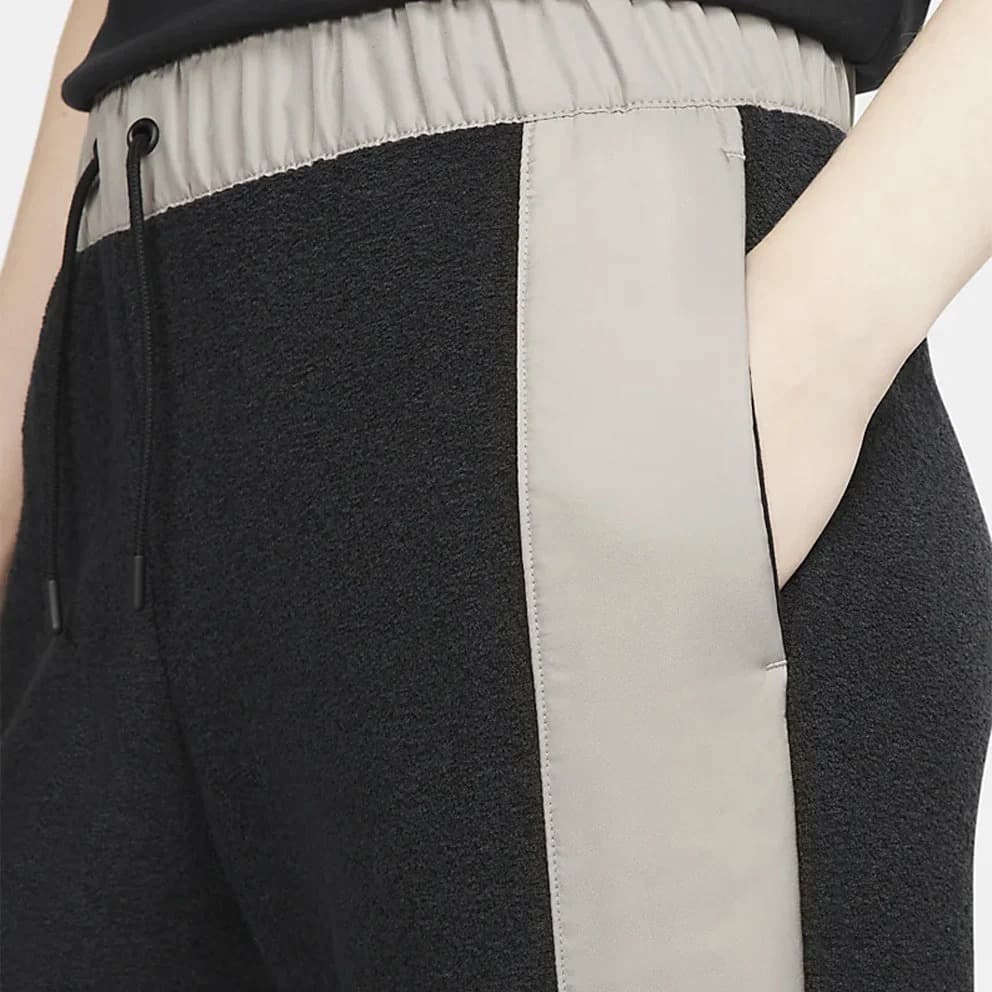 ШТАНИ NIKE W NSW PLSH JGGR HTG (DD5710-010)