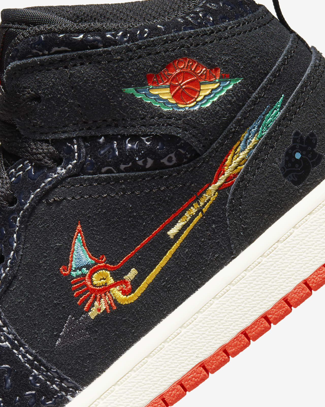 КРОСІВКИ AIR JORDAN 1 MID SE (PS) (DN5122-001)