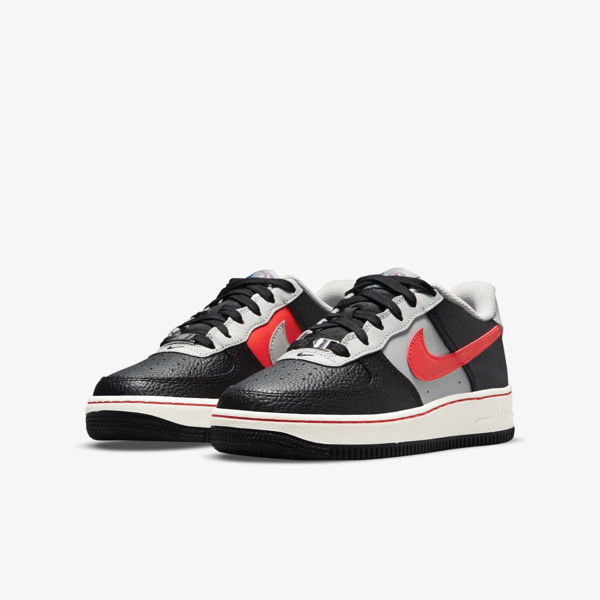 NIKE AIR FORCE 1 LV8 EMB (GS) SNEAKERS (DJ9993-001)