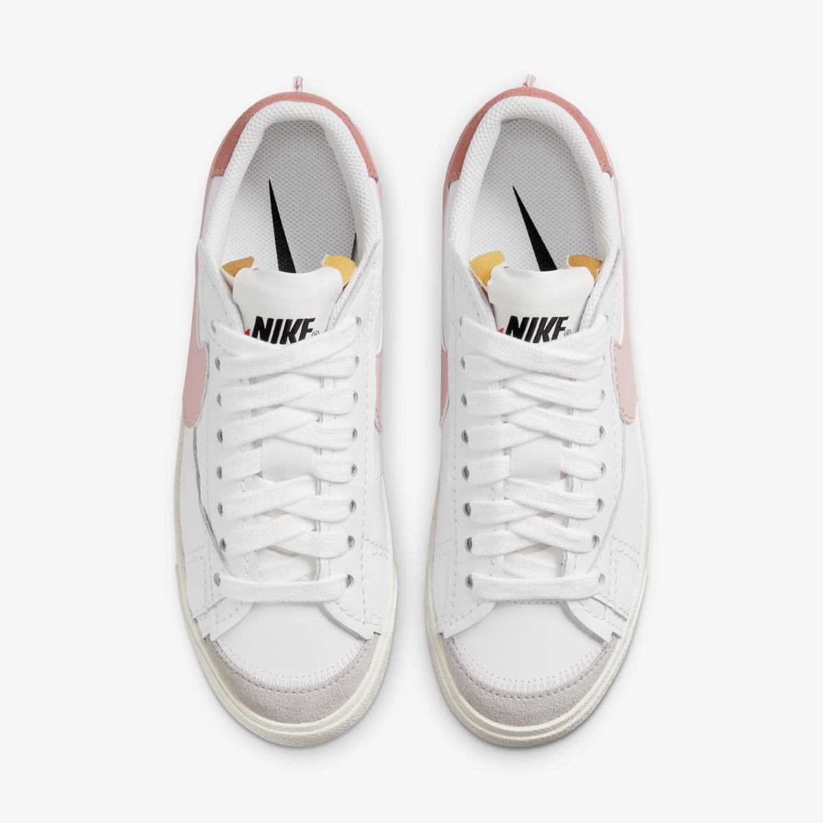 NIKE W BLAZER LOW 77 JUMBO SNEAKERS (DQ1470-102)