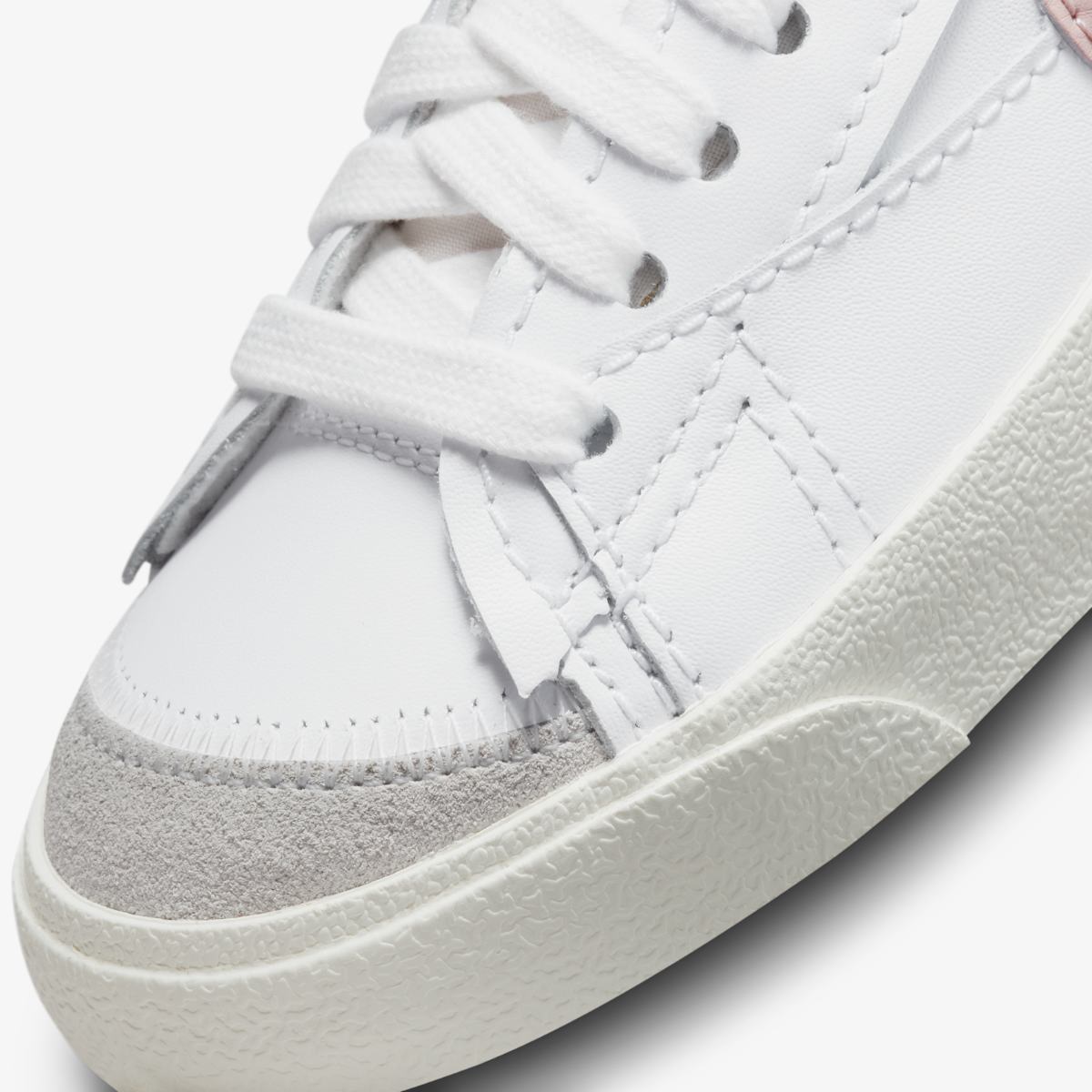 NIKE W BLAZER LOW 77 JUMBO SNEAKERS (DQ1470-102)
