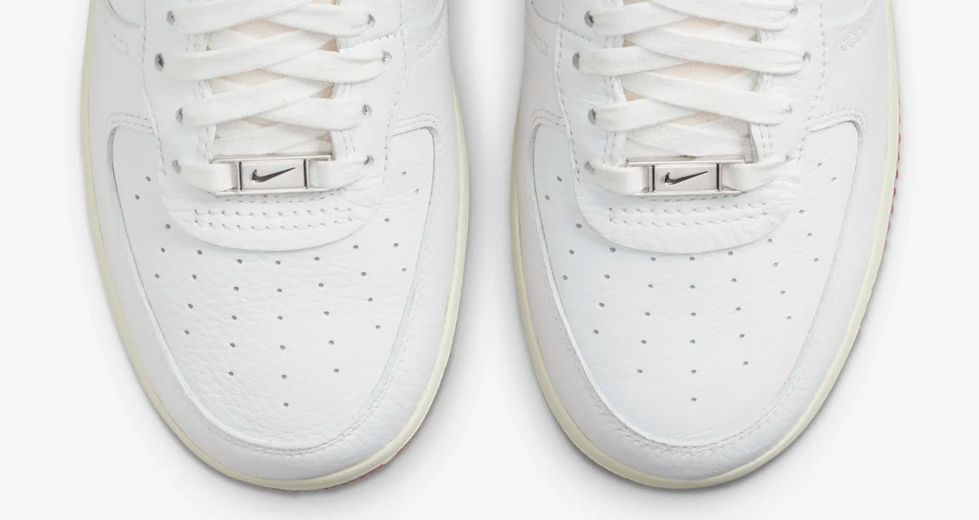 КРОСІВКИ NIKE W AF1 SCULPT (DC3590-100)