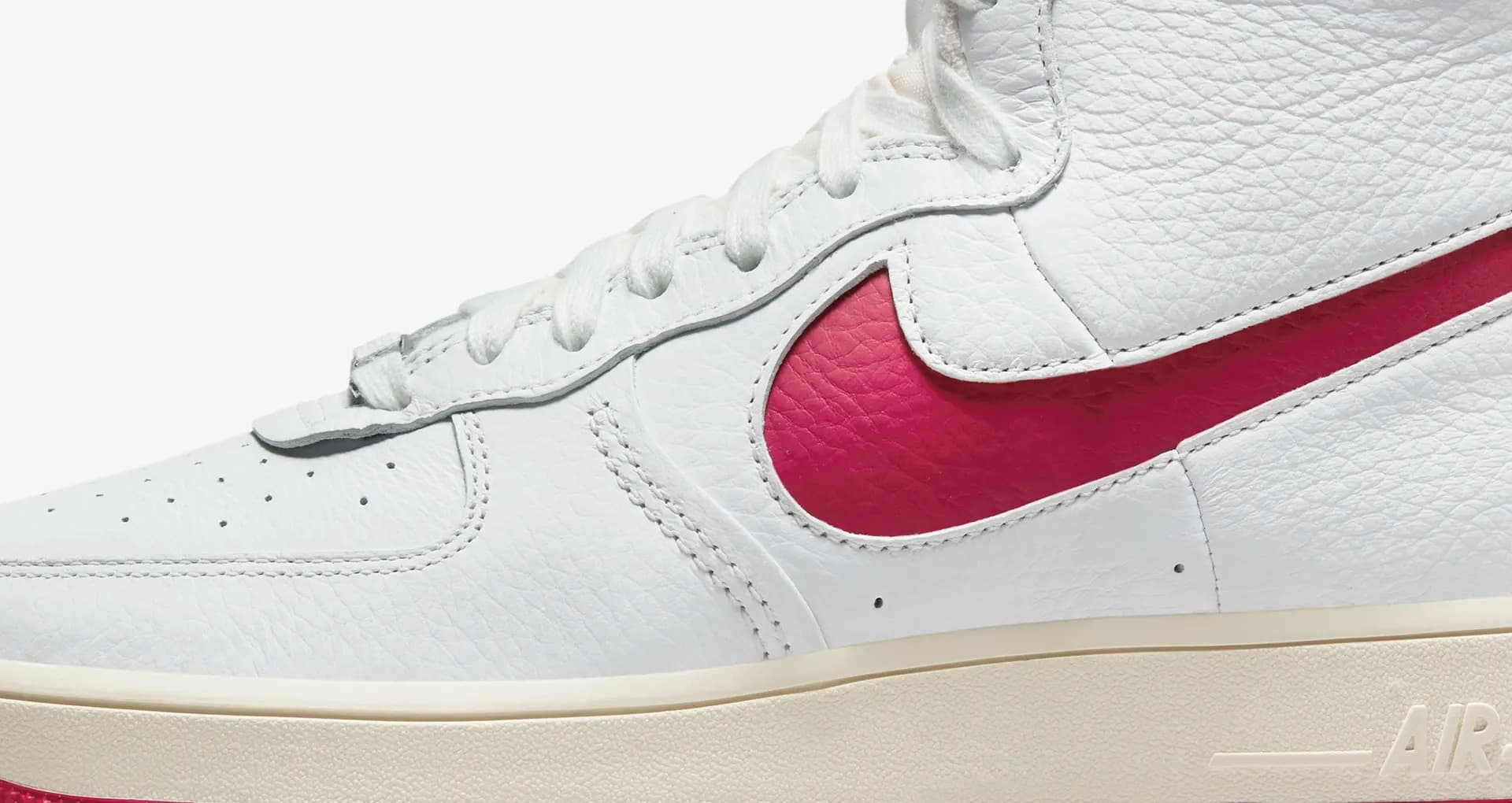 КРОСІВКИ NIKE W AF1 SCULPT (DC3590-100)