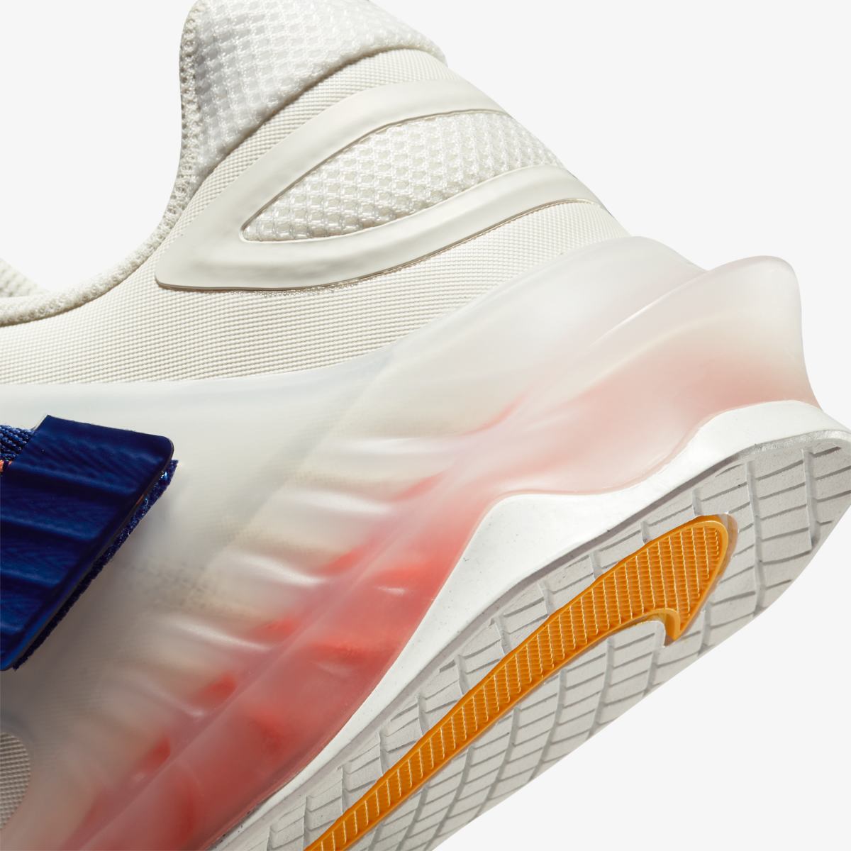 ШТАНГЕТКИ NIKE SAVALEOS (CV5708-148)