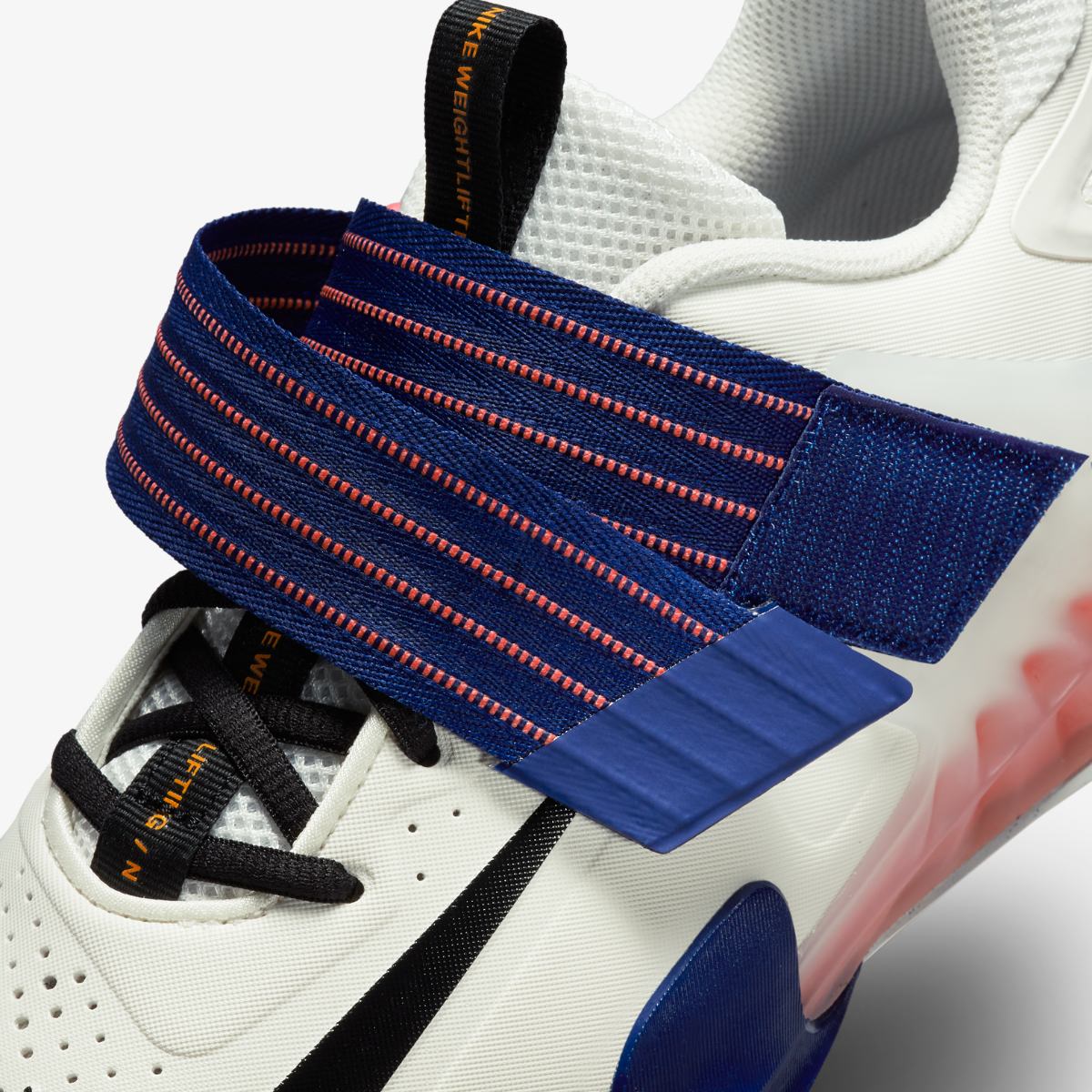 ШТАНГЕТКИ NIKE SAVALEOS (CV5708-148)