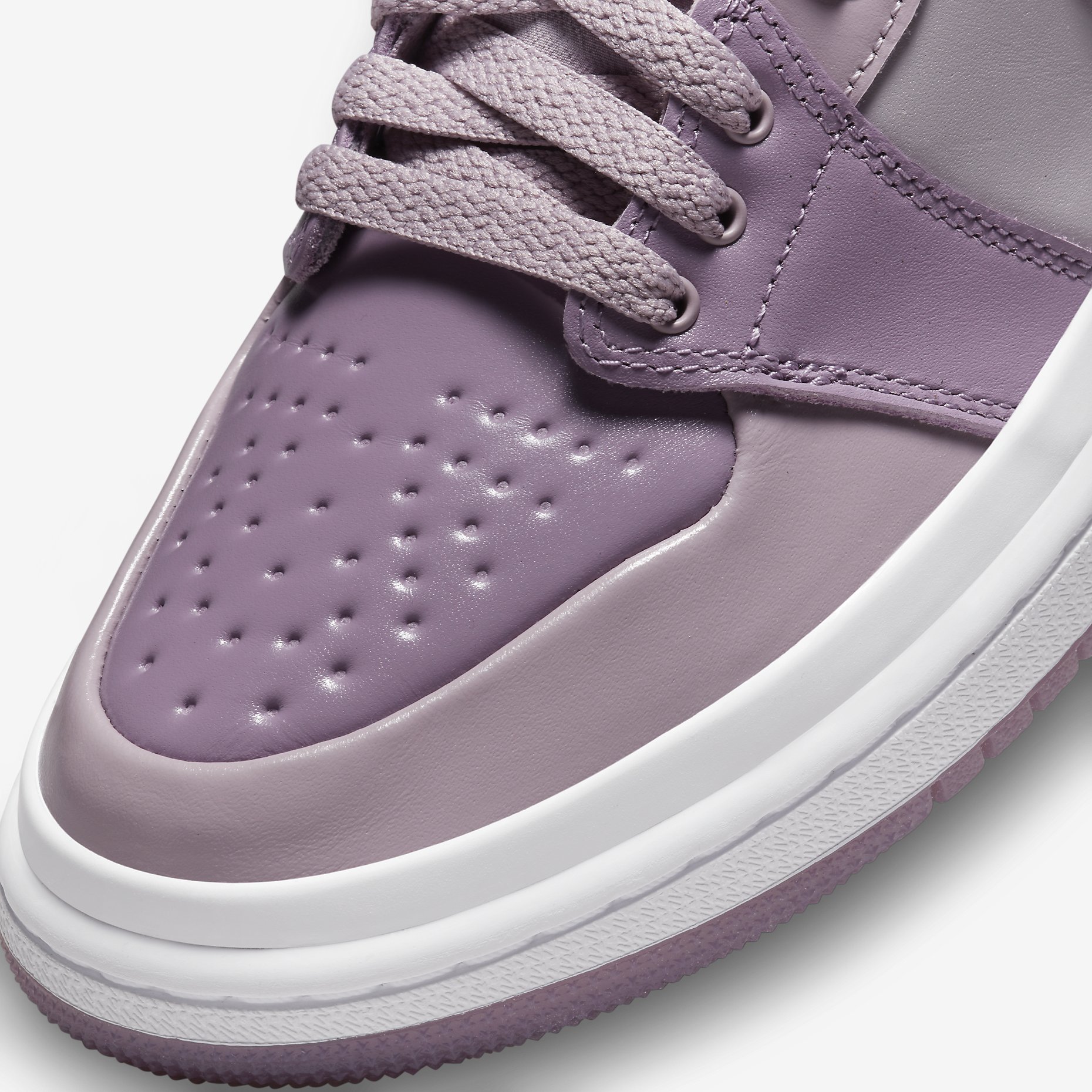 WMNS AIR JORDAN 1 ACCLIMAT SNEAKERS (DC7723-500)