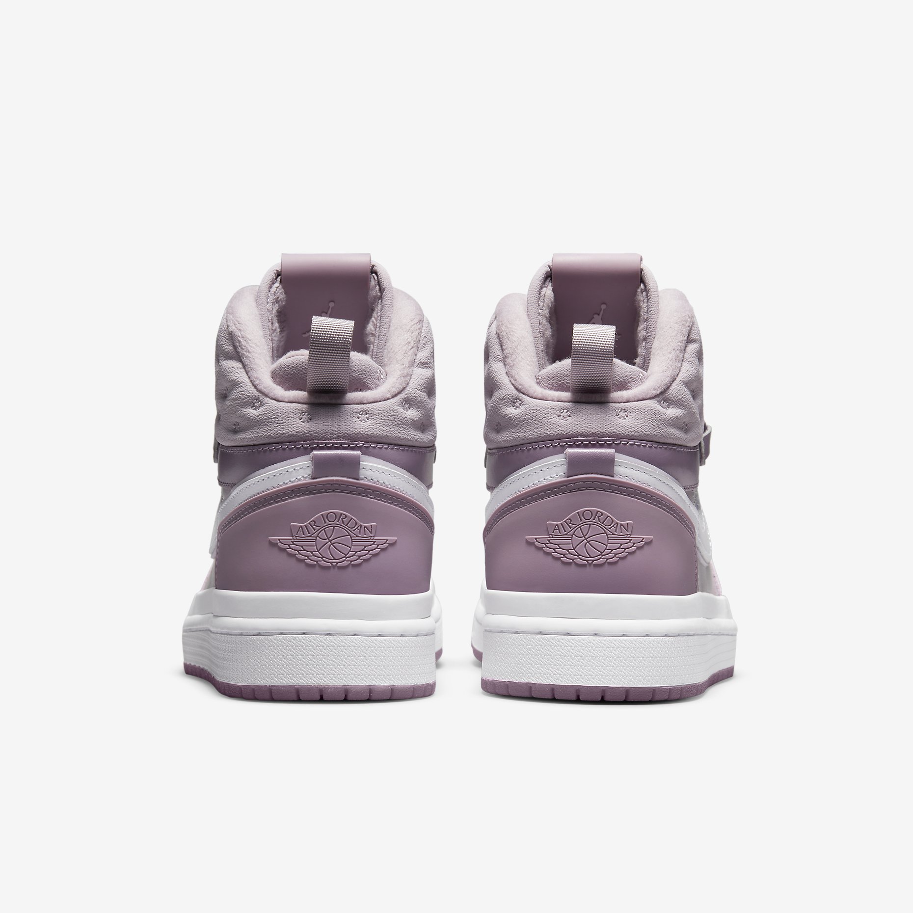 WMNS AIR JORDAN 1 ACCLIMAT SNEAKERS (DC7723-500)