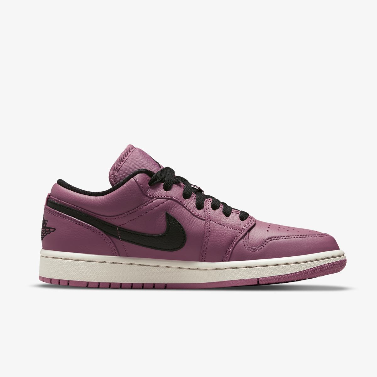 WMNS AIR JORDAN 1 LOW SE SNEAKERS (DC7268-500)