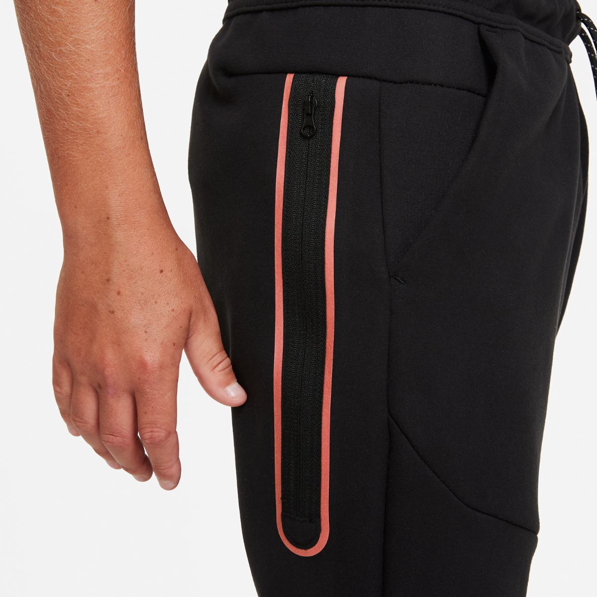 JUNIOR PANTS NIKE B NSW TCH FLC BRUS (DJ5491-010)
