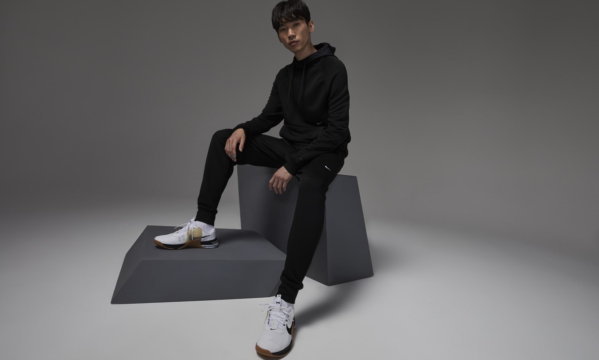 ТОЛСТОВКА NIKE M NK TFADV AXIS FLC HD (DQ4850-010)