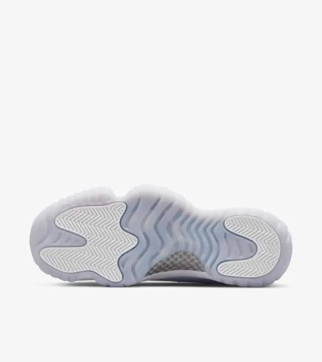 WMNS AIR JORDAN 11 RETRO LOW SNEAKERS (AH7860-101)