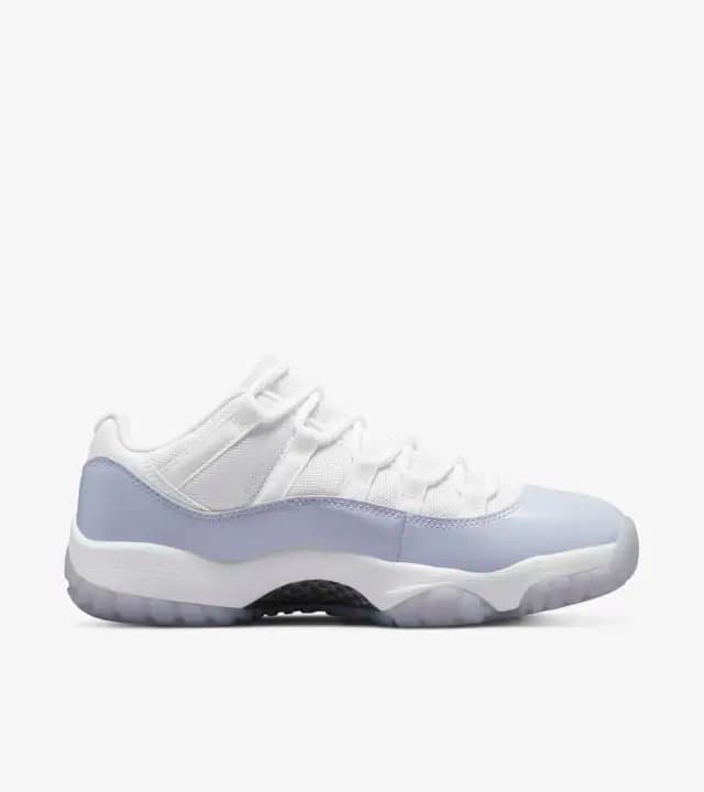WMNS AIR JORDAN 11 RETRO LOW SNEAKERS (AH7860-101)