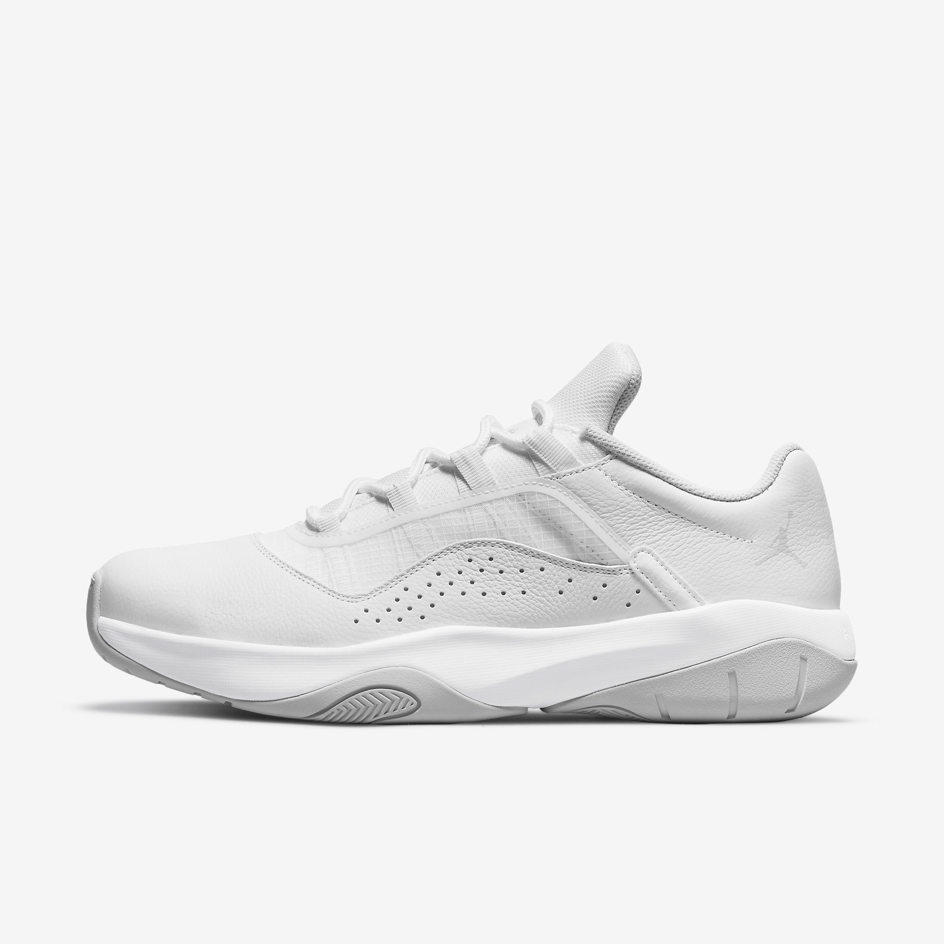 AIR JORDAN 11 CMFT LOW SNEAKERS (CW0784-101)