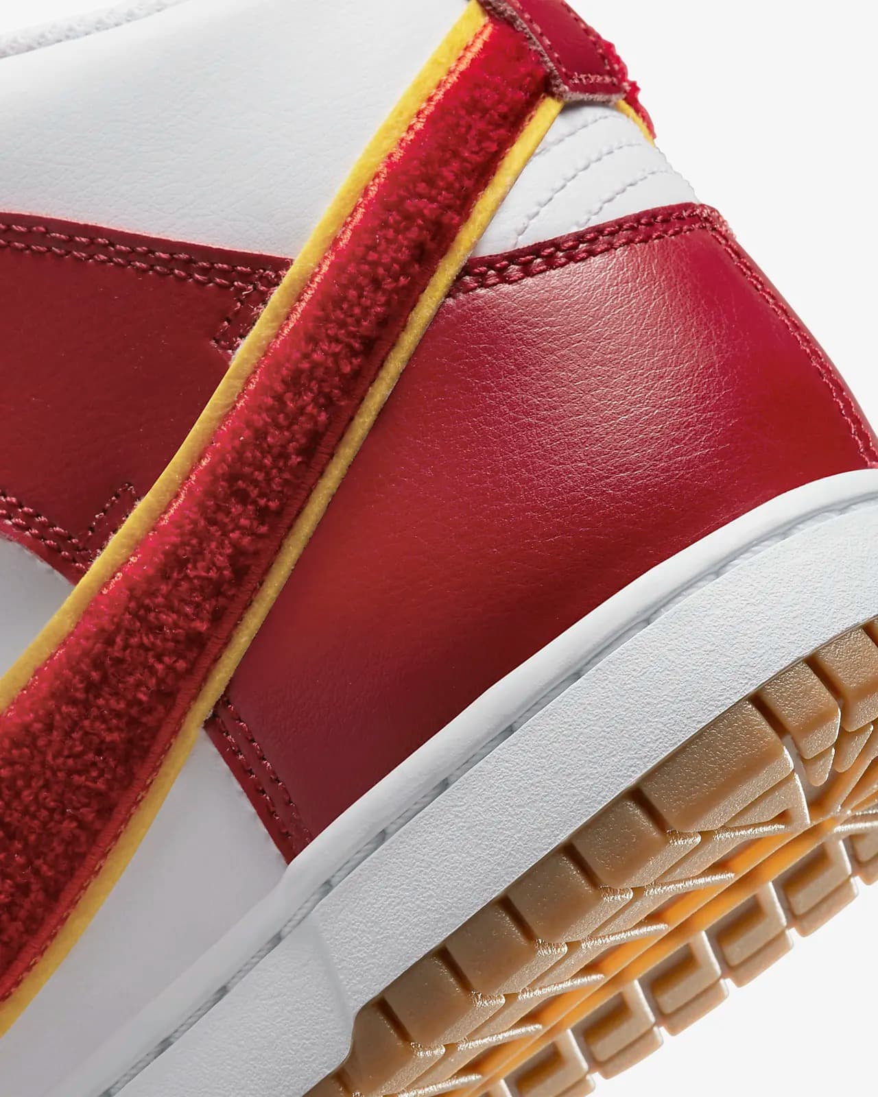 NIKE DUNK HI RETRO UNIVERSITY SNEAKERS (DR8805-101)