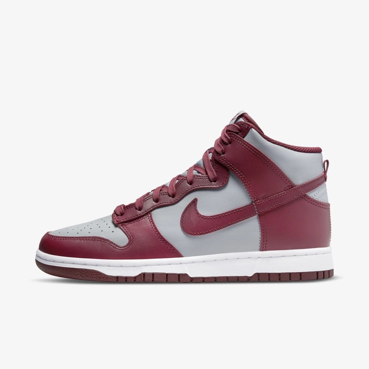 NIKE DUNK HI RETRO SNEAKERS (DD1399-600)