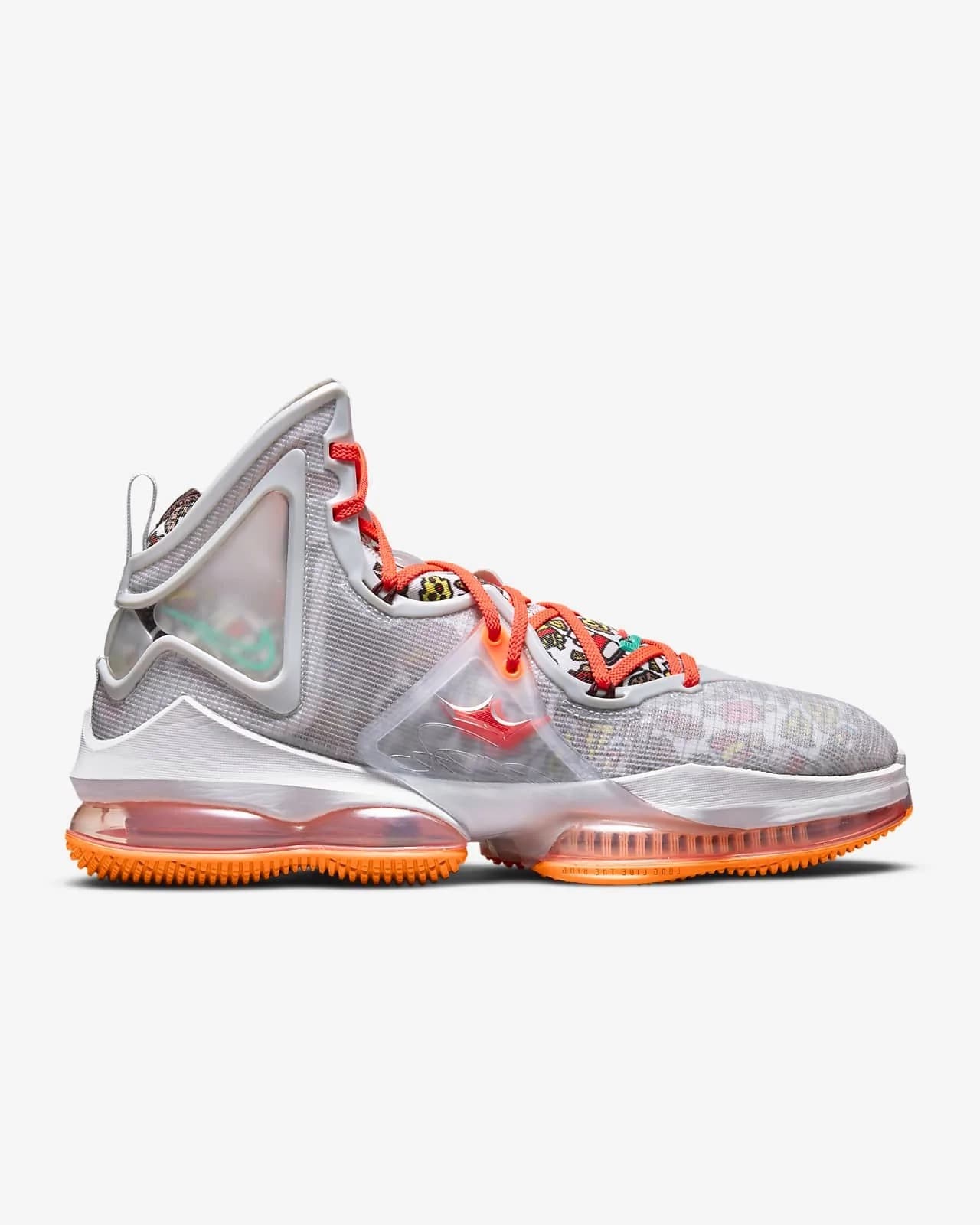 LEBRON XIX SNEAKERS (DC9339-001)