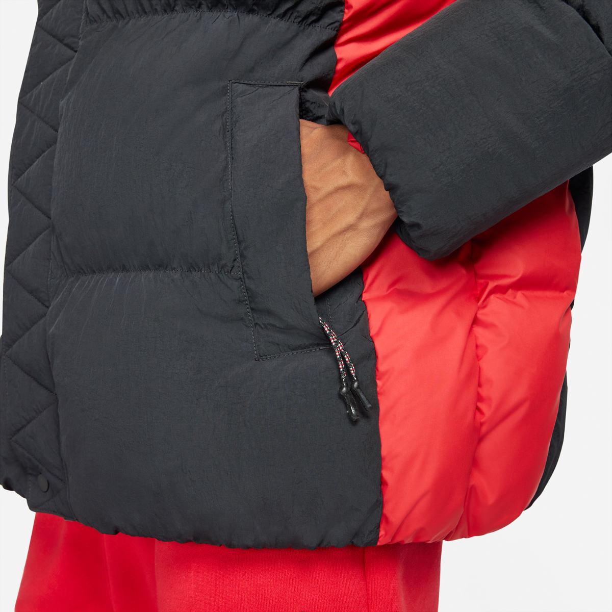 КУРТКА JORDAN M J ESS PUFFER JKT (DA9806-010)