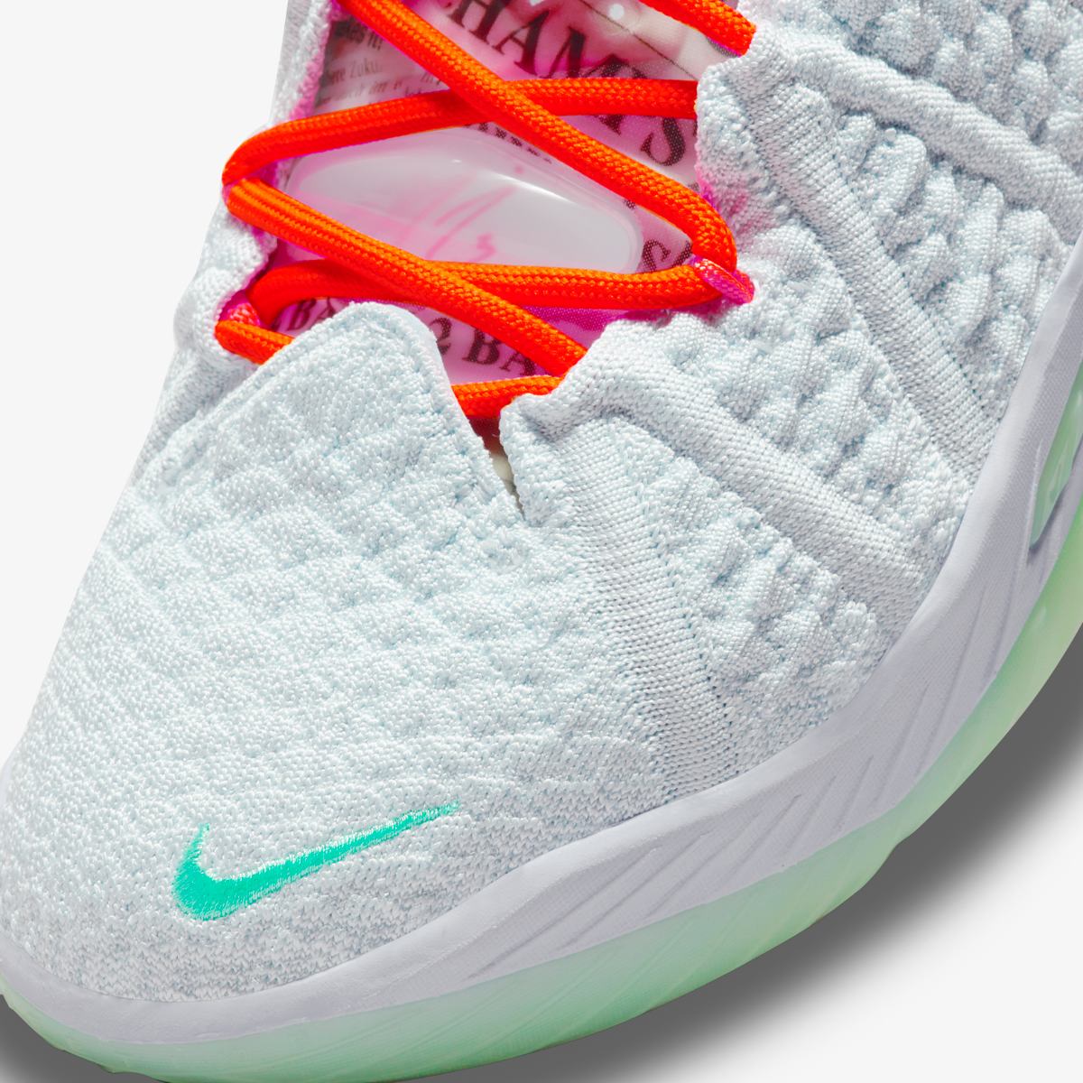 NIKE LEBRON XVIII SNEAKERS (CQ9283-401)