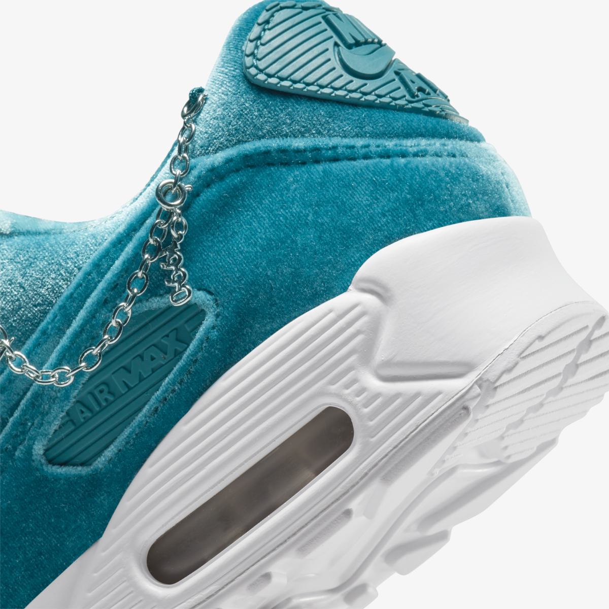 КРОСІВКИ NIKE W AIR MAX 90 PRM (DO2194-001)