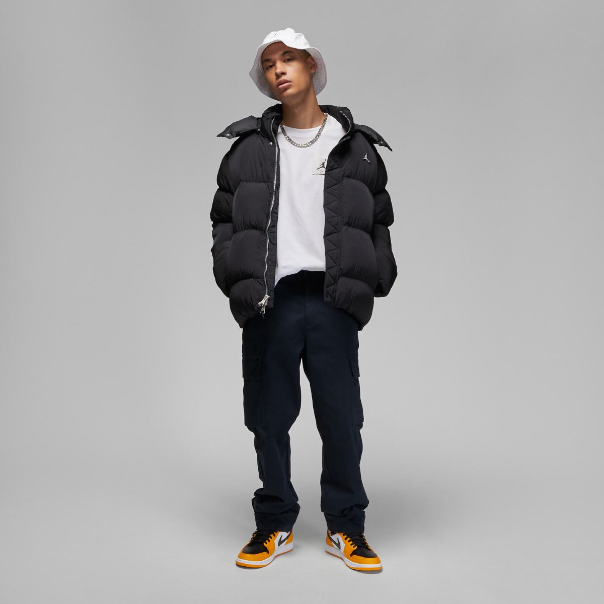 КУРТКА JORDAN M J ESS STMT PUFFER JKT (DQ8104-010)