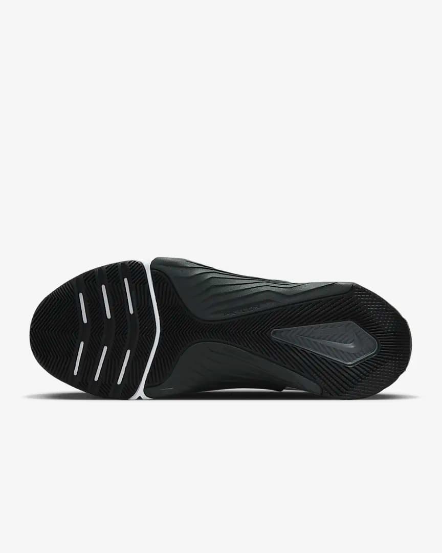 NIKE METCON 8 SNEAKERS (DO9328-001)