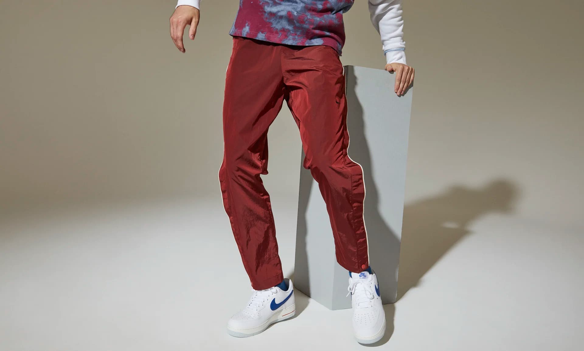 КРОССОВКИ NIKE AIR FORCE 1 07 (DX2660-100)