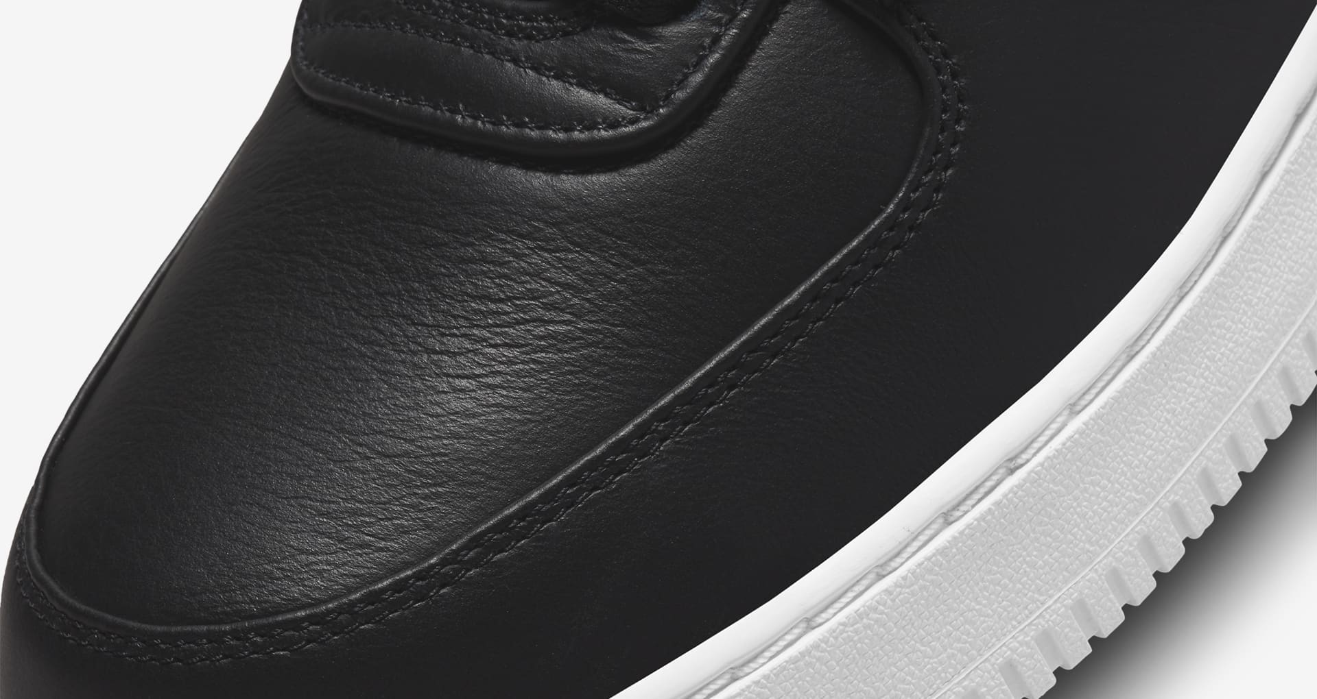 КРОСІВКИ NIKE AIR FORCE 1 LOW SP UC (DQ7558-002)
