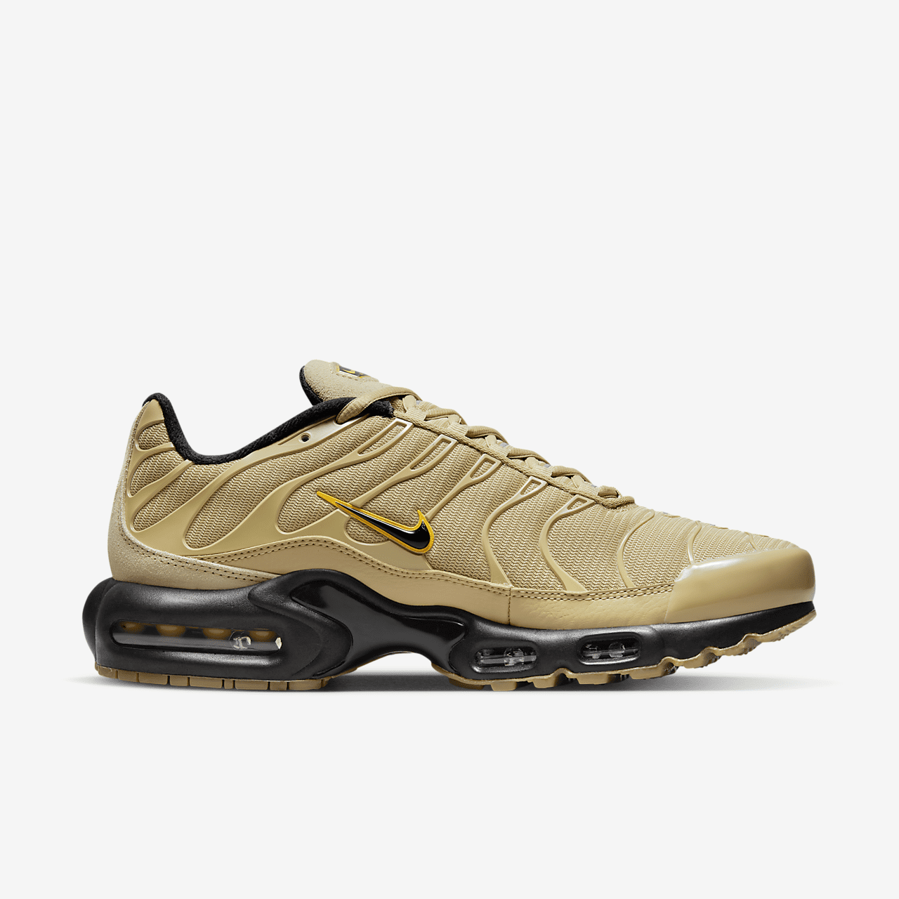 КРОССОВКИ NIKE AIR MAX PLUS (DZ4501-700)