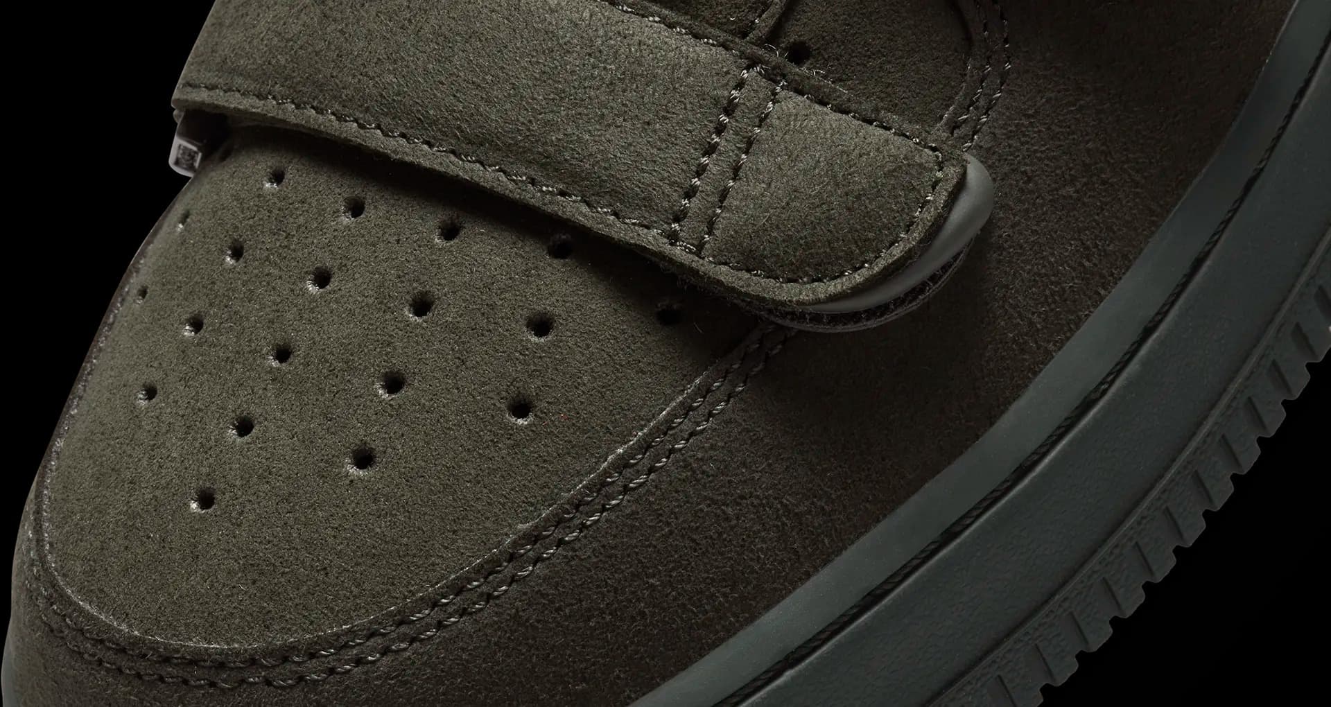 NIKE AIR FORCE 1 HIGH 07 SP SNEAKERS (DM7926-300)