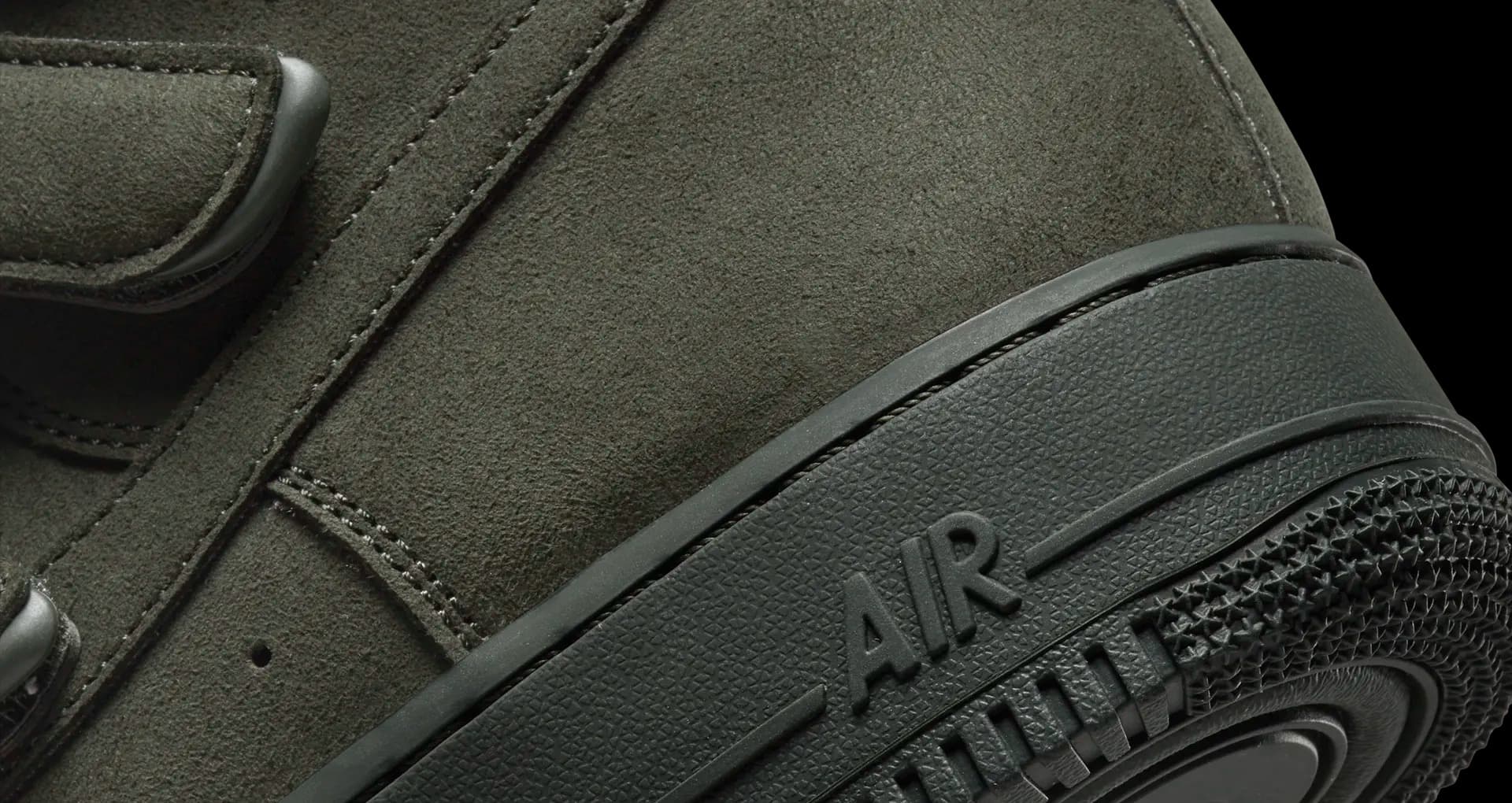 NIKE AIR FORCE 1 HIGH 07 SP SNEAKERS (DM7926-300)