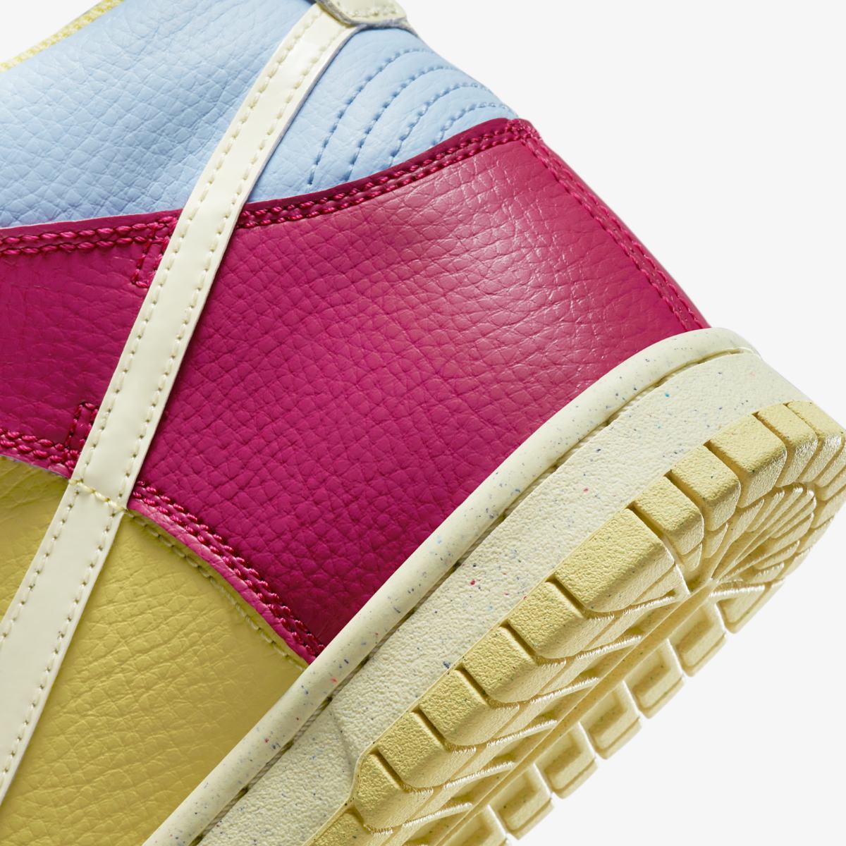 КРОСІВКИ NIKE DUNK HIGH NN GS (DZ5638-500)