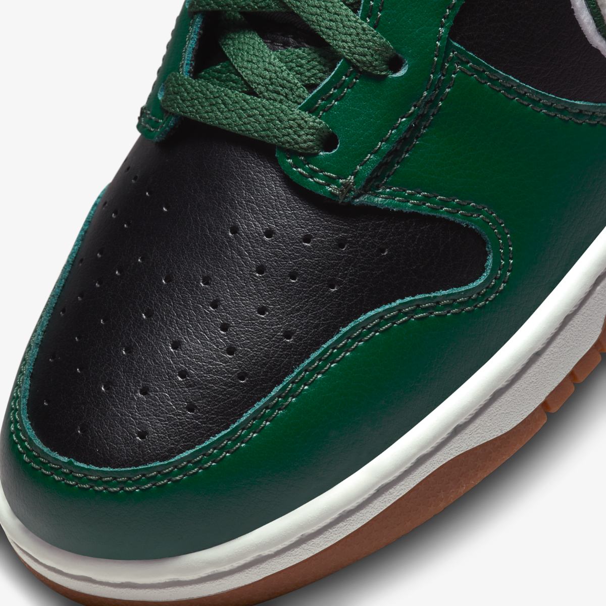 КРОССОВКИ NIKE DUNK HI RETRO UNIVERSITY (DR8805-001)