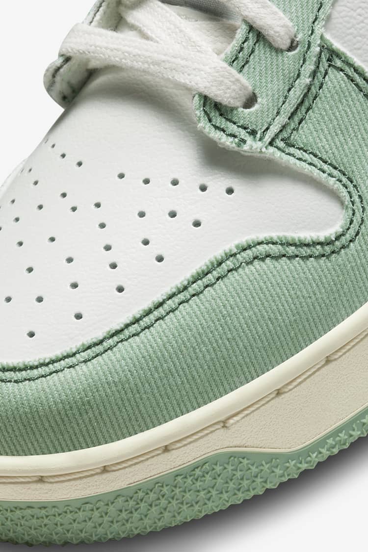 SNEAKERS W NIKE DUNK HI 1985 (DV1143-300)