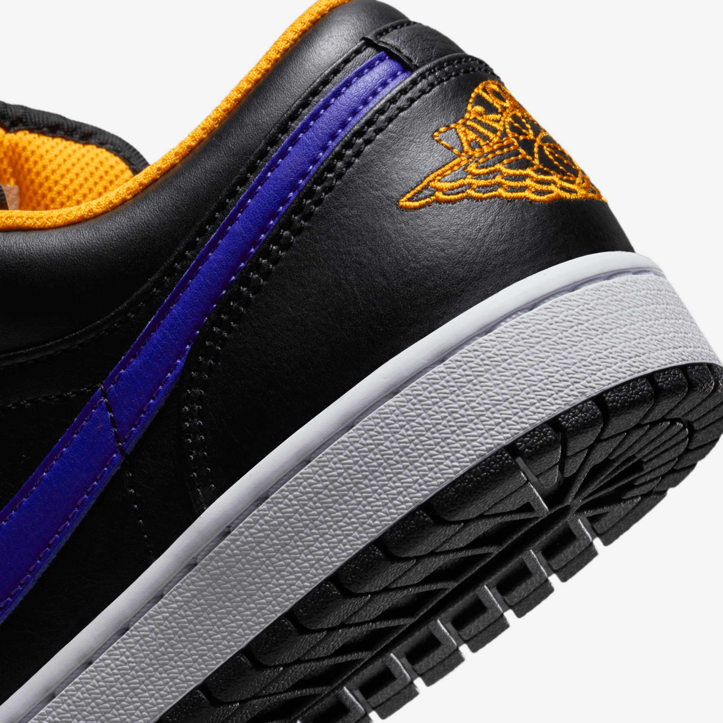 КРОССОВКИ AIR JORDAN 1 LOW (553558-075)