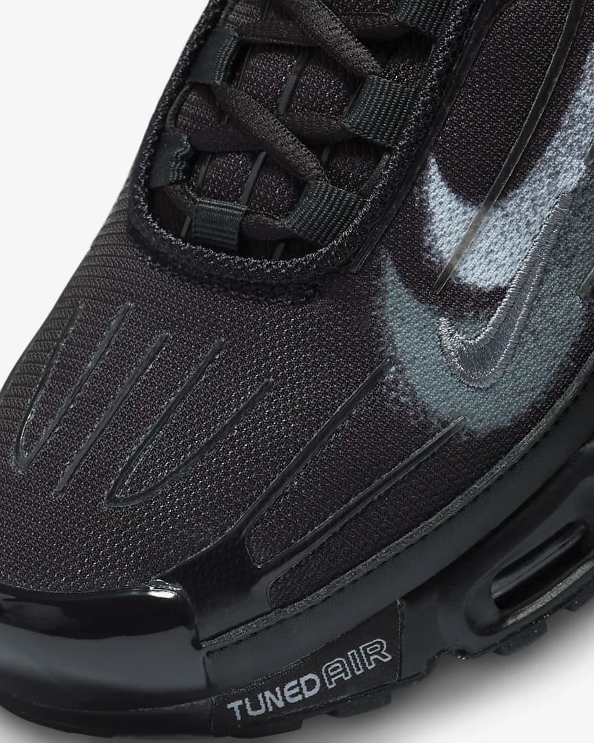 NIKE AIR MAX PLUS III SNEAKERS (FD0659-001)