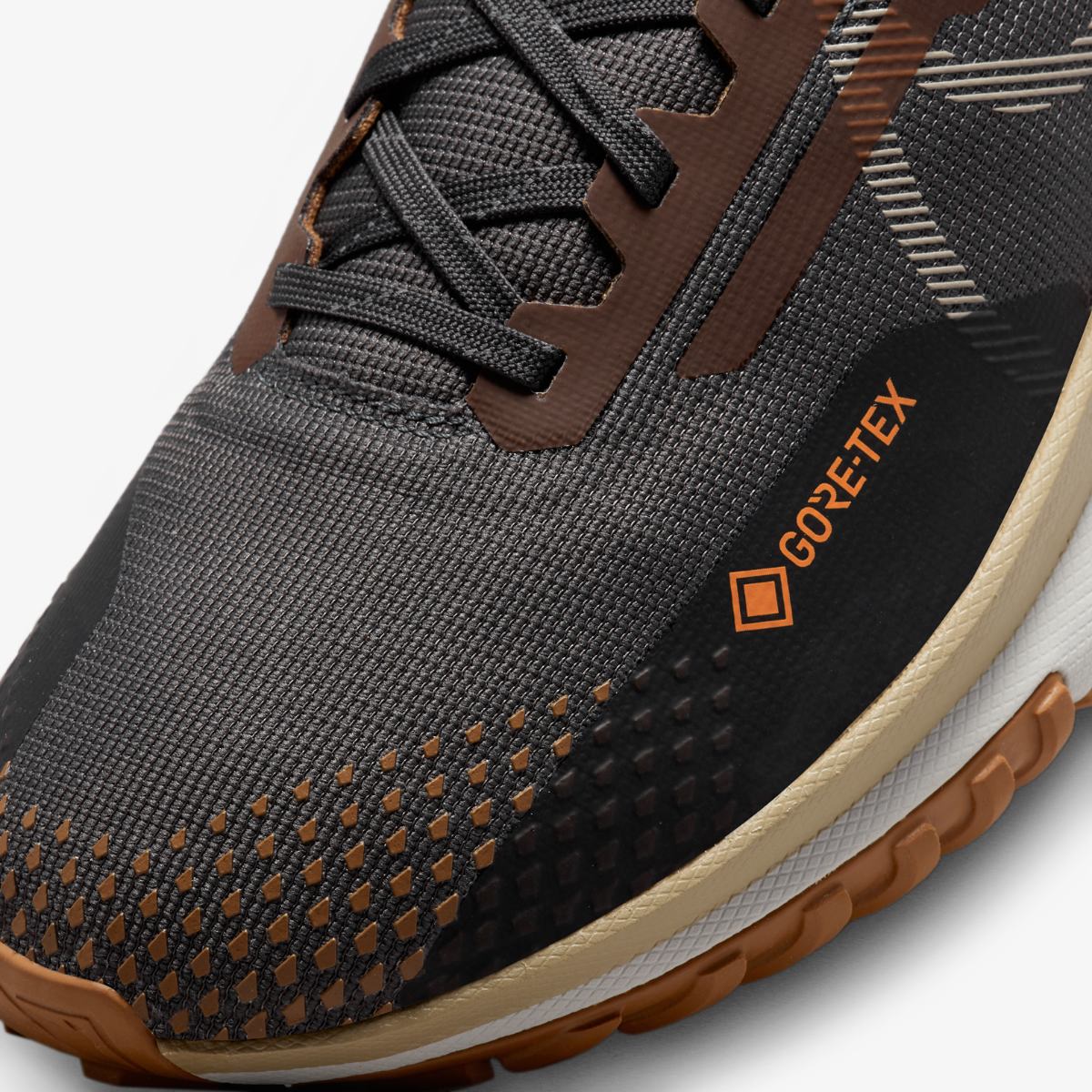 КРОССОВКИ NIKE REACT PEGASUS TRAIL 4 GTX SU (FD5841-001)