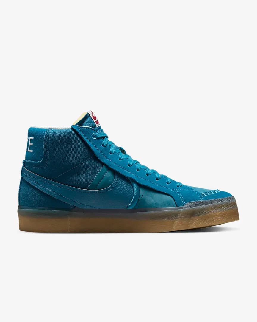 КРОССОВКИ NIKE SB ZOOM BLAZER MID PRM PLUS (DV5468-300)