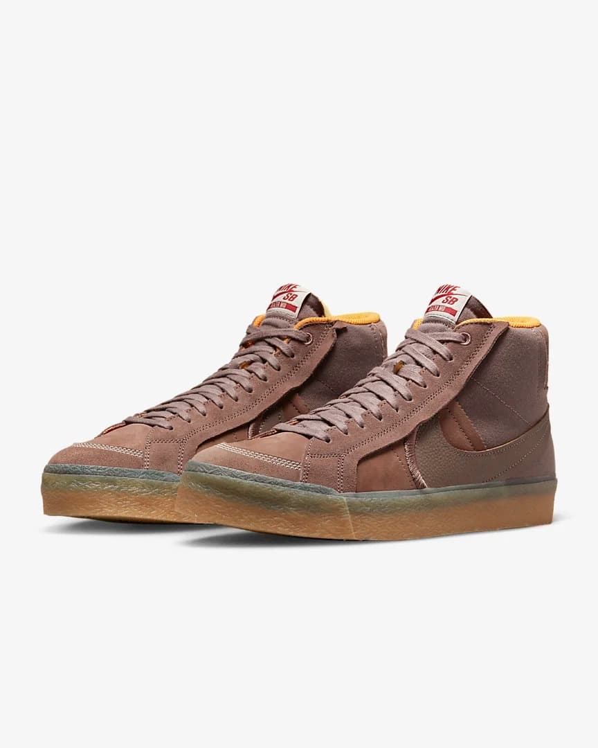 КРОСІВКИ NIKE SB ZOOM BLAZER MID PRM PLUS (DV5468-200)