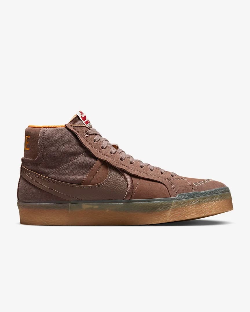 КРОССОВКИ NIKE SB ZOOM BLAZER MID PRM PLUS (DV5468-200)