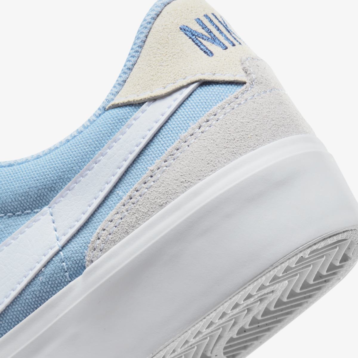 NIKE SB ZOOM POGO PLUS SNEAKERS (DV5469-400)