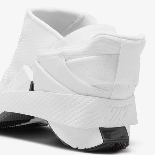 КРОСІВКИ NIKE GO FLYEASE (DR5540-102)