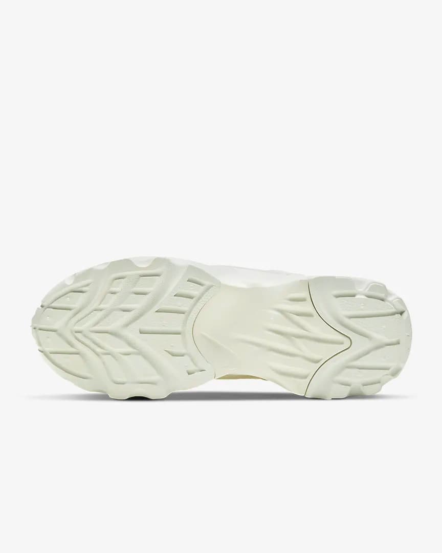 ЖІНОЧІ КРОСІВКИ NIKE TC 7900 (DD9682-100)