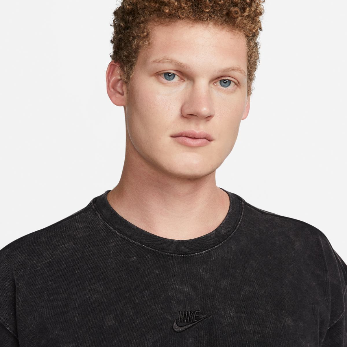 ФУТБОЛКА NIKE M NSW TEE M90 PREM ESSNTL DYE (DZ2898-010)