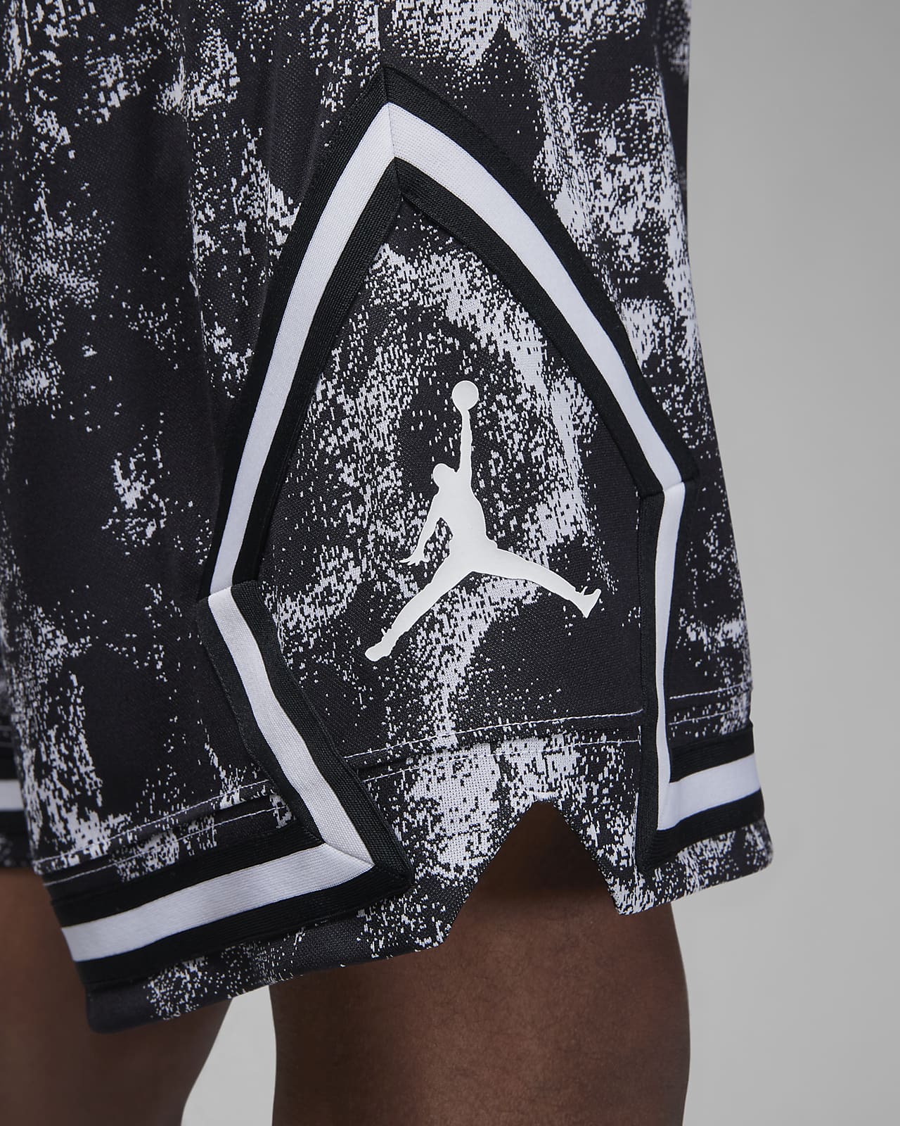ШОРТИ JORDAN M J DF SPRT AOJ DMND SHORT (DV9779-100)