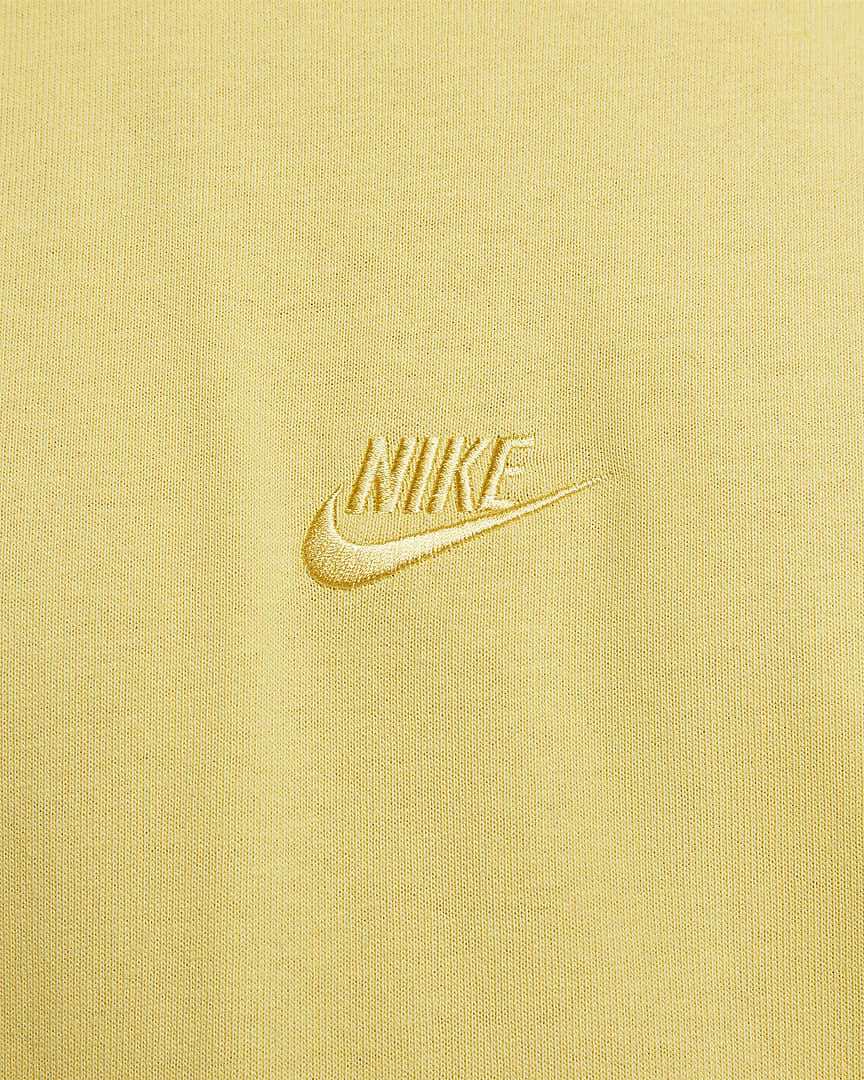 МУЖСКАЯ ФУТБОЛКА NIKE M NSW PREM ESSNTL SUST TEE (DO7392-700)