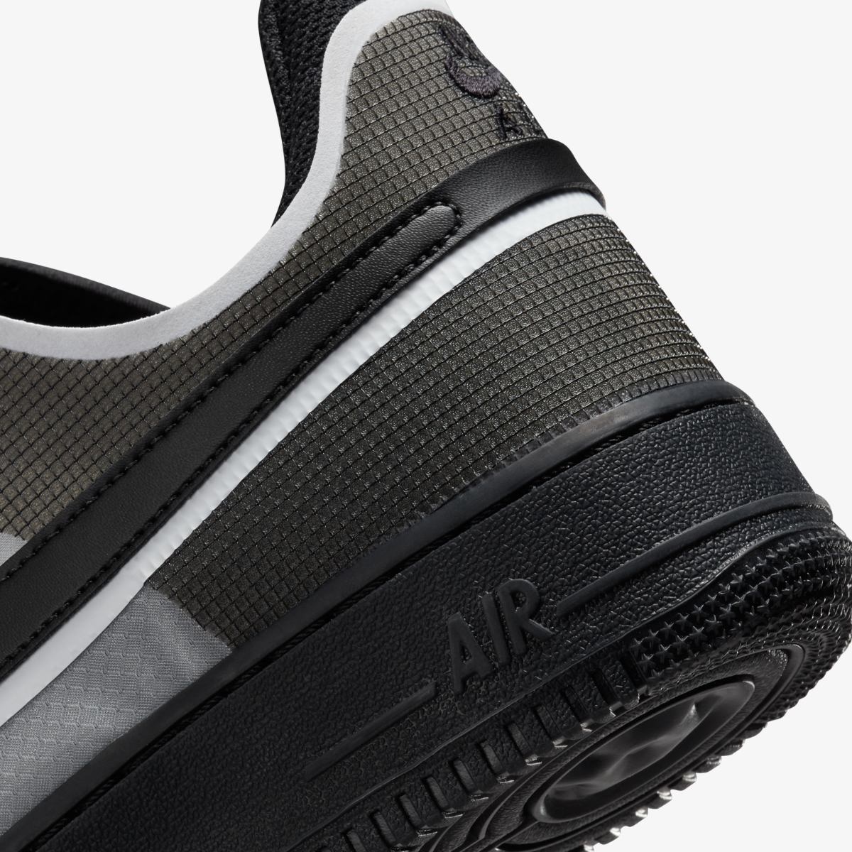 КРОСІВКИ NIKE AIR FORCE 1 REACT (DM0573-002)