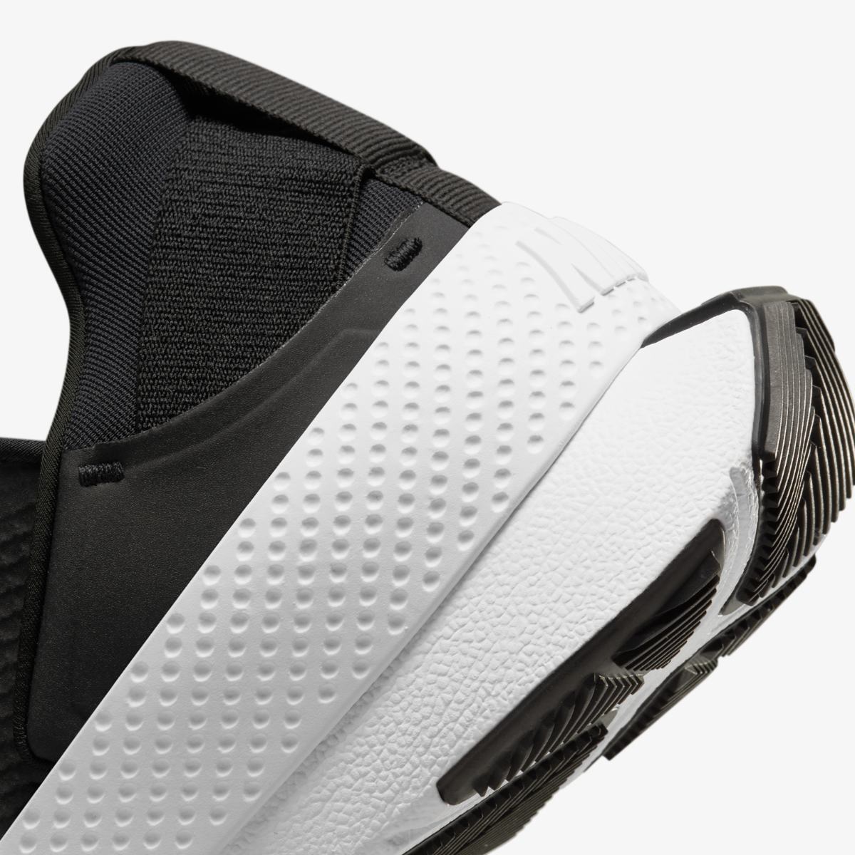 КРОСІВКИ NIKE GO FLYEASE (DR5540-002)