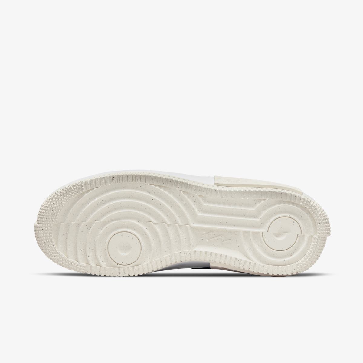 SNEAKERS WMNS NIKE AIR FORCE 1 FONTANKA (DV3211-100)