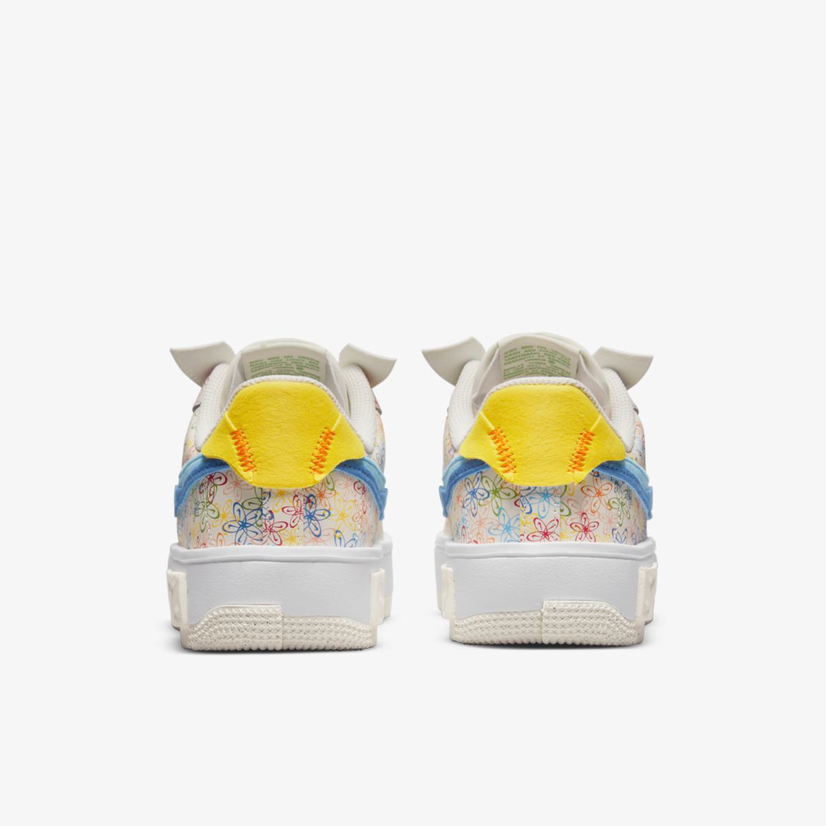 SNEAKERS WMNS NIKE AIR FORCE 1 FONTANKA (DV3211-100)